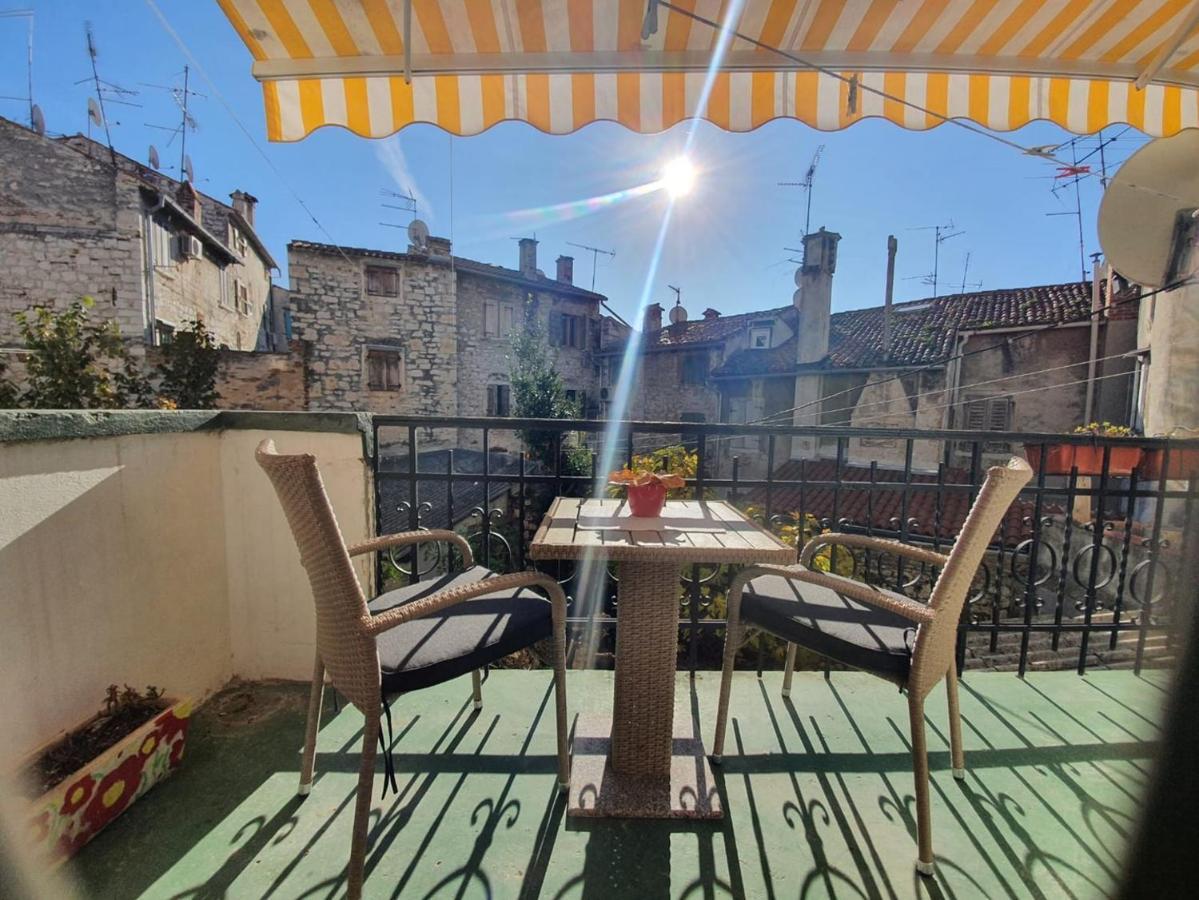 Yulia Apartments Rovinj Extérieur photo