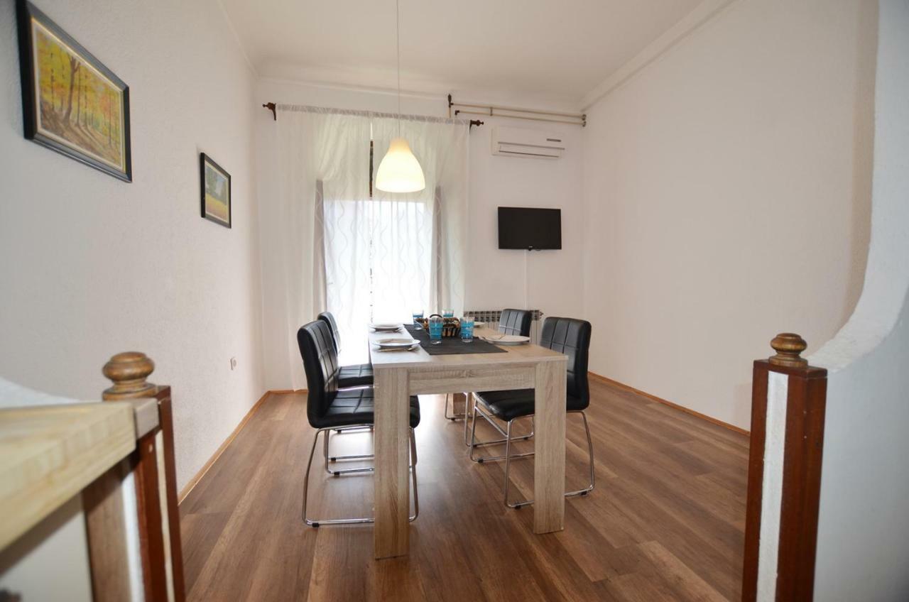 Yulia Apartments Rovinj Extérieur photo